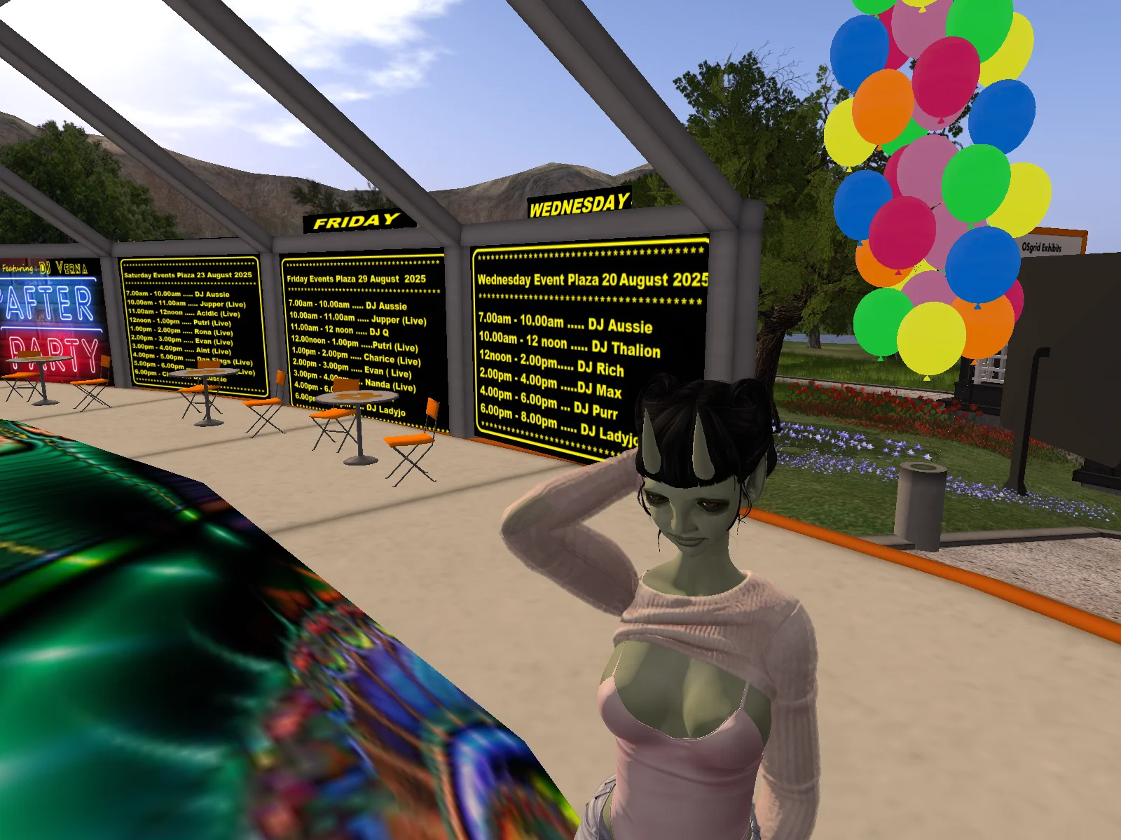 OpenSim's Events Plaza with live music stage